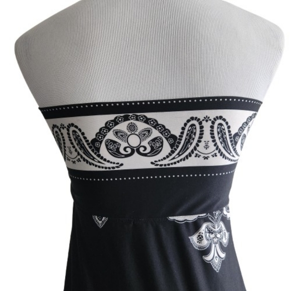 VENUS Bailey Blue Black and White Paisley Print Tube Dress - Picture 7 of 10